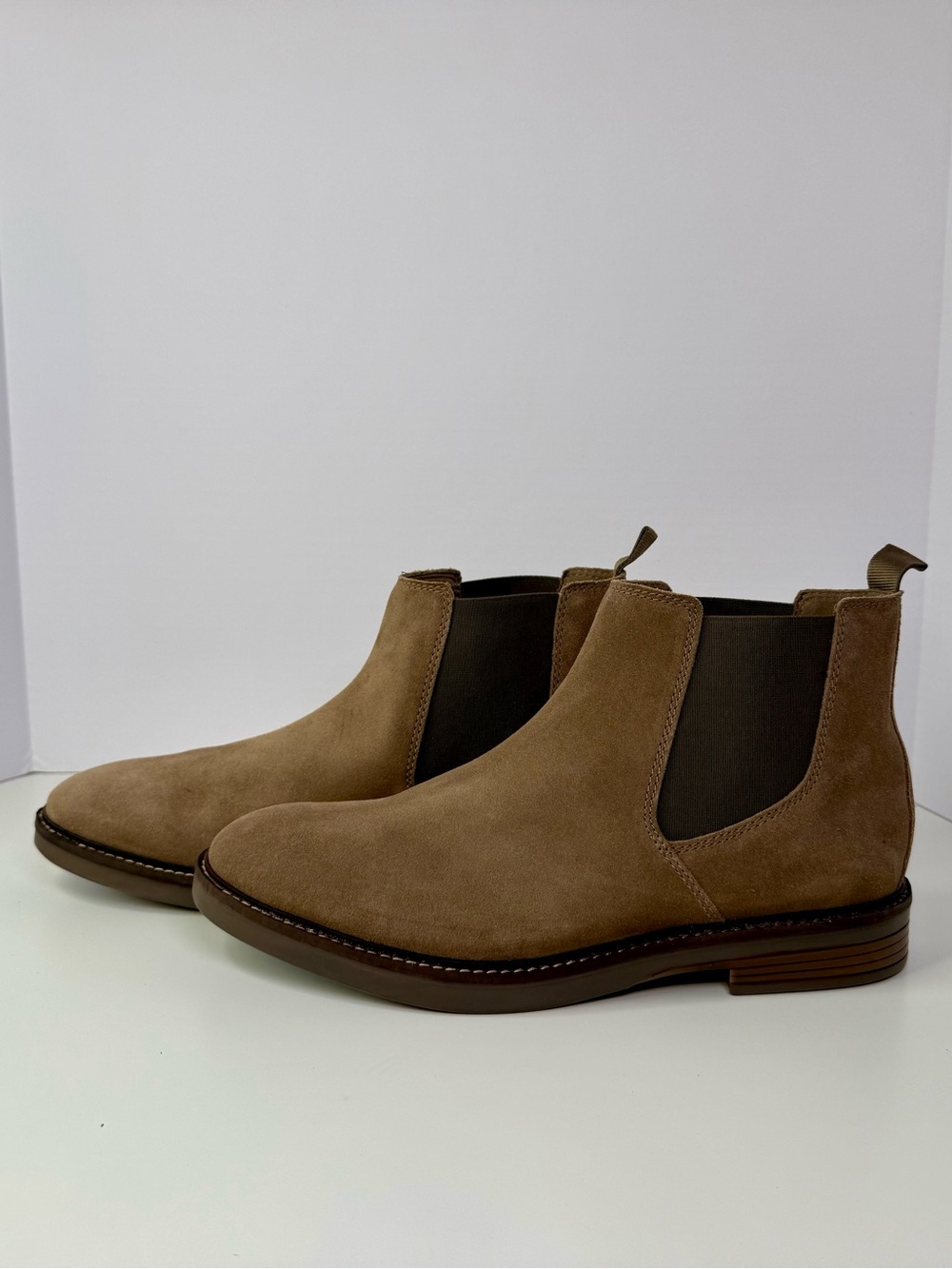 Clarks Collection Men's Paulson Up Suede Tan Taupe Chelsea Ankle Boots Size 10M